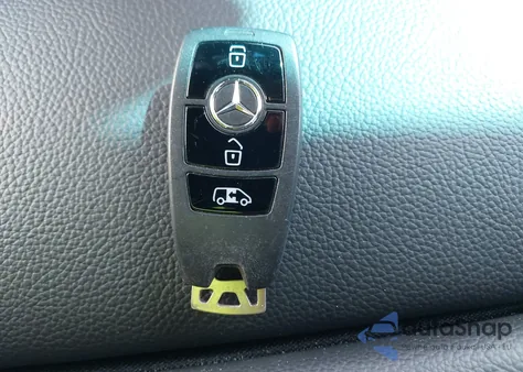 2022 Mercedes-Benz Sprinter 2500 Standard Roof V6 z USA, uszkodzony, nr VIN W1X4EBHY2NP453575